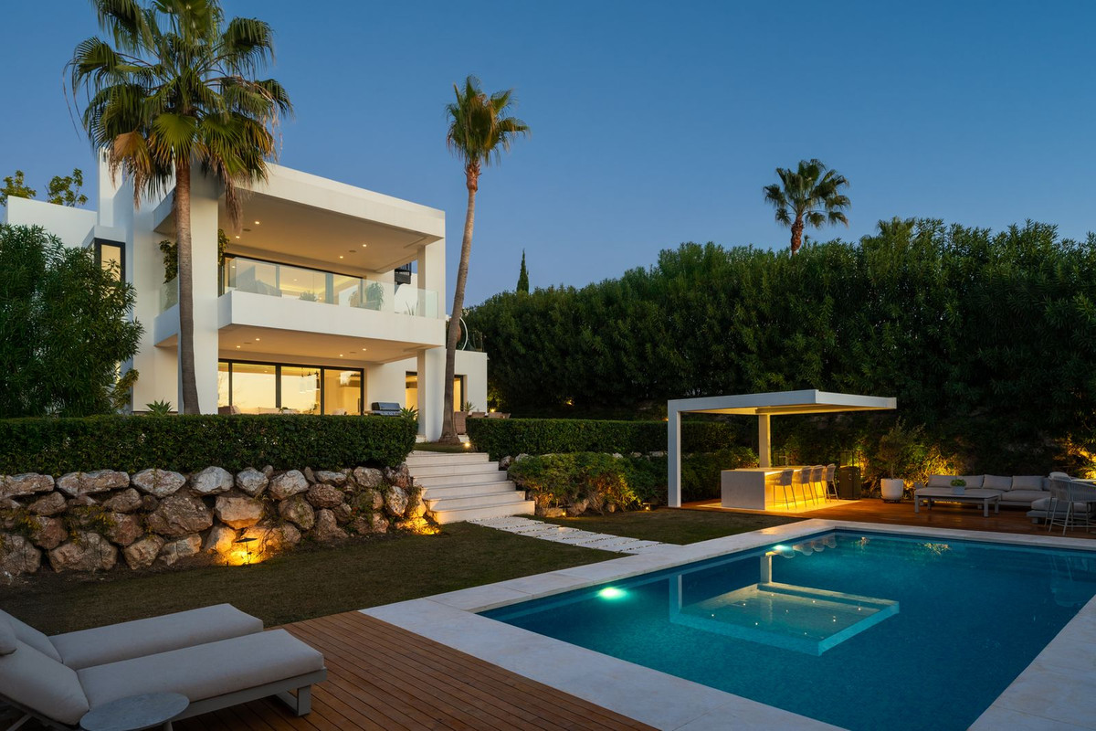 Nueva Andalucía, Marbella